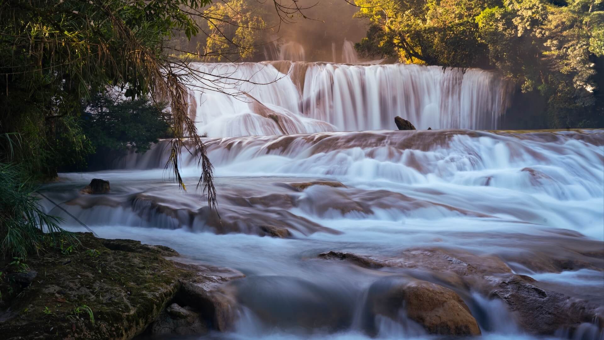 De watervallen van Agua Azul