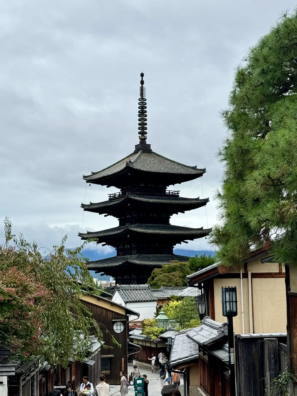 Hōkan-ji Temple (Yasaka Pagoda)