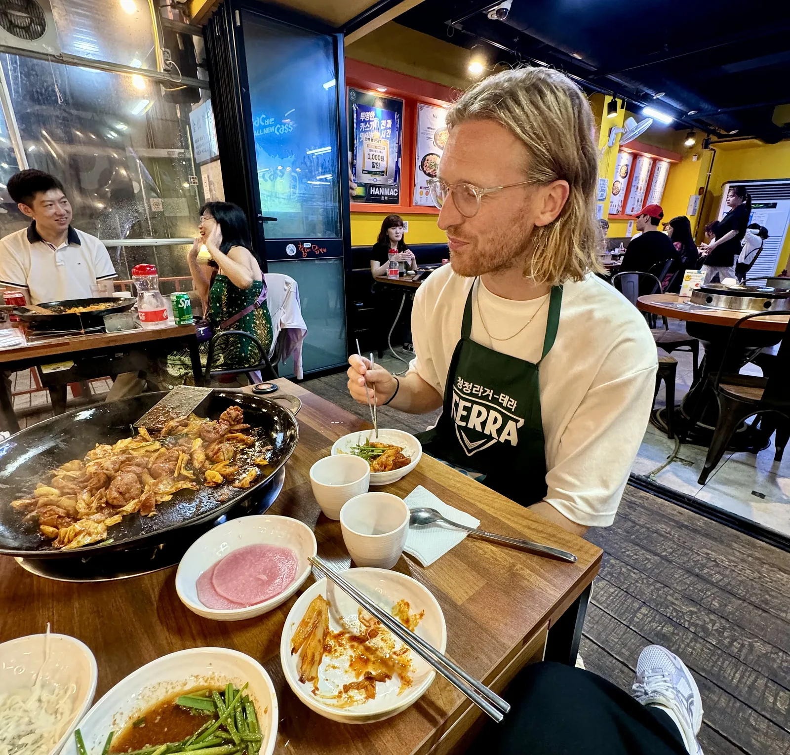 Shin Mi Kyung Hongdae Dakgalbi – foto 1
