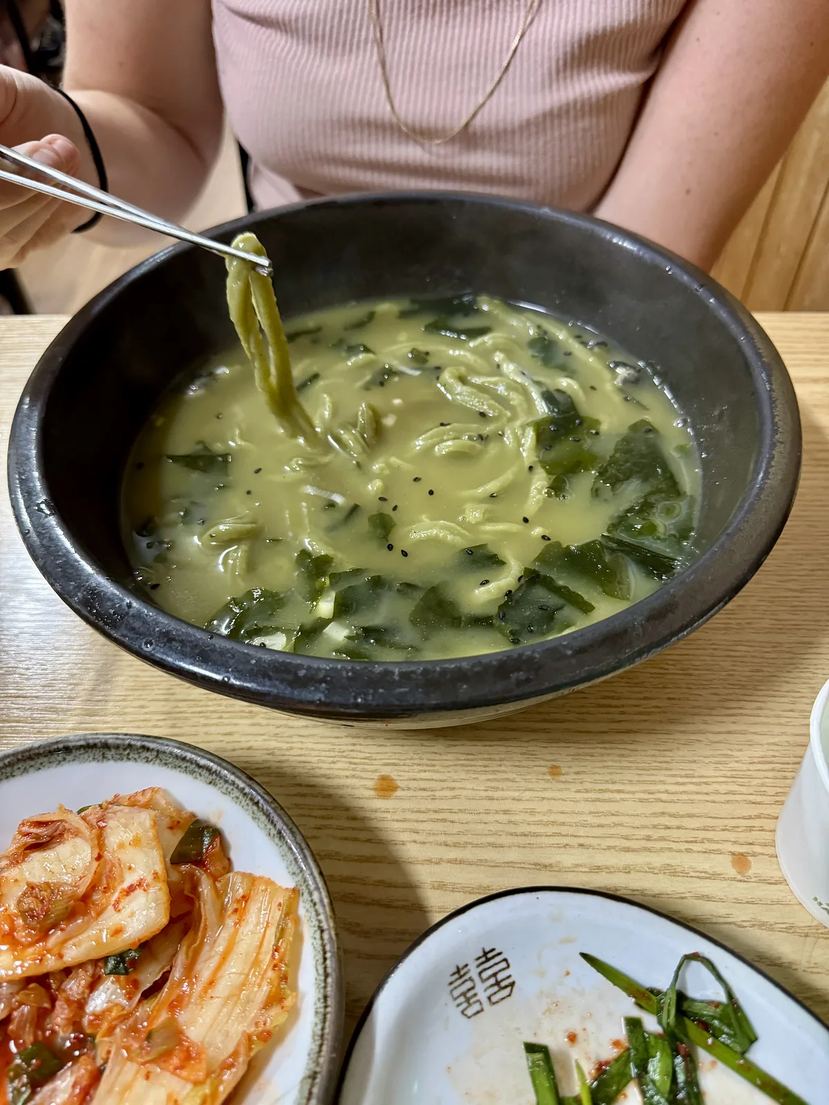 웃뜨르항아리 (Bimimbap-Jeju)
